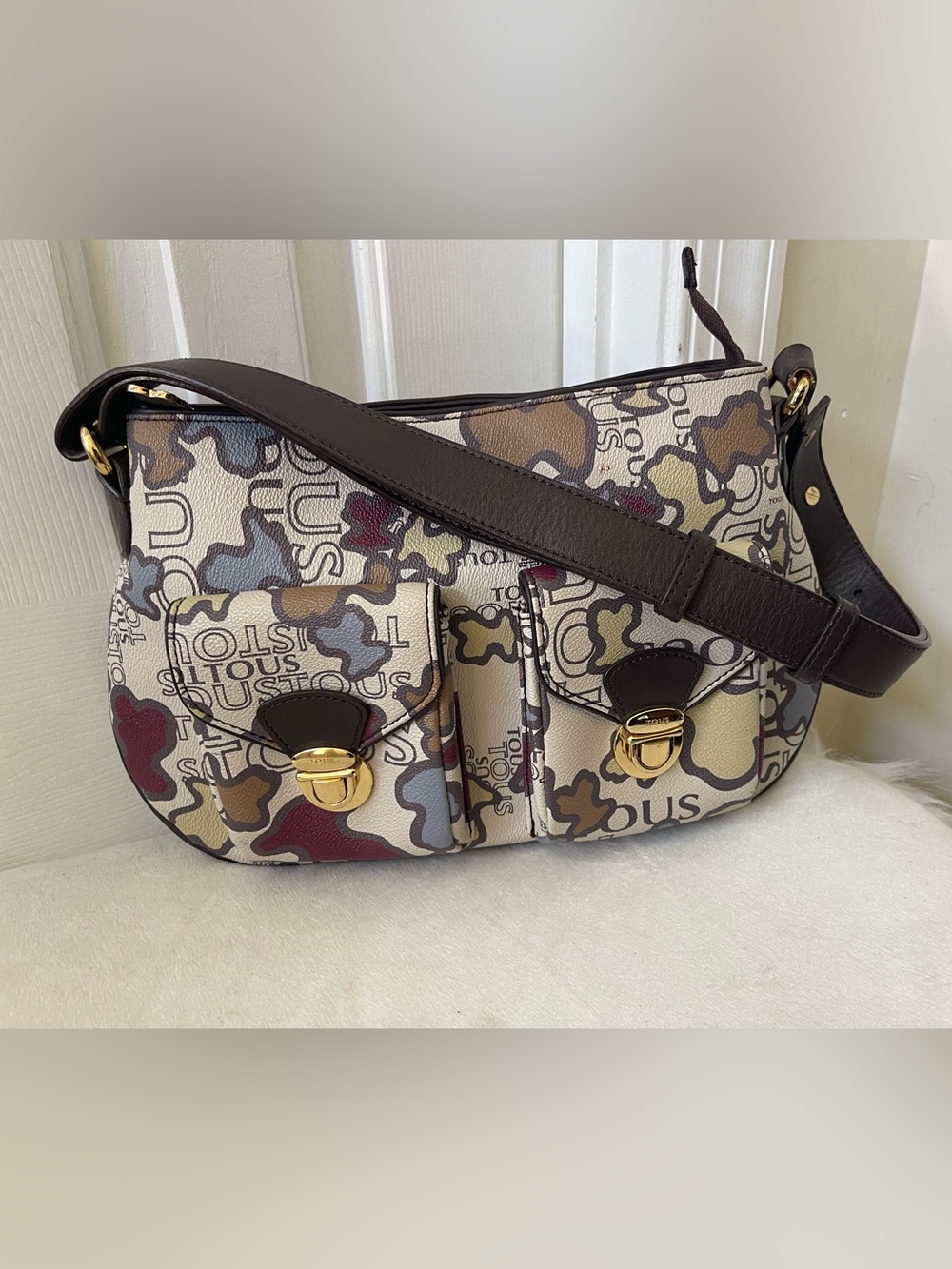 Hi TOUS Kaos camouflage-style bear logo shoulder bag